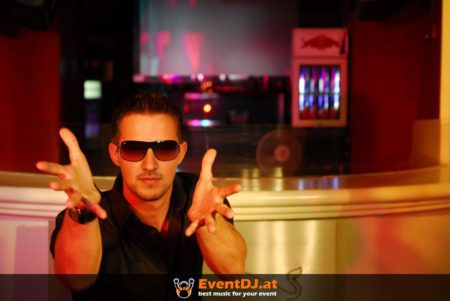 Club-DJ buchen