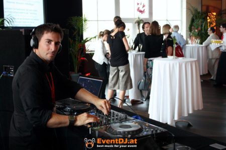 DJ für Firmenevent