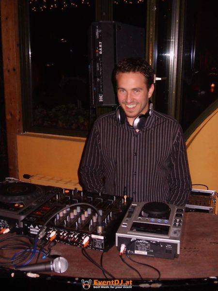 Weihnachtsfeier-DJ